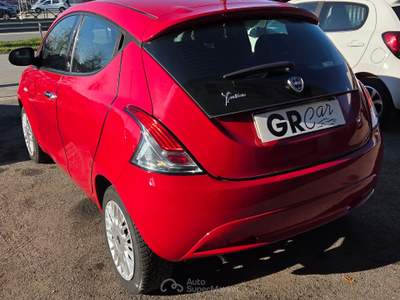Lancia Ypsilon Ideale per neopatentati Rosso usata La Loggia