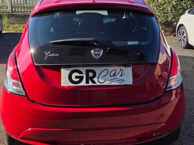 Lancia Ypsilon Ideale per neopatentati Rosso usata La Loggia