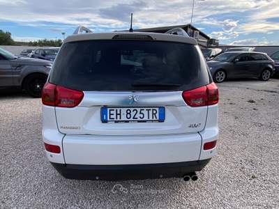 Peugeot 4007 DCS Féline 7 POSTI 4x4 UNICO PROPIETARIO PELLE NAVY RETRO Bianco usata Corato