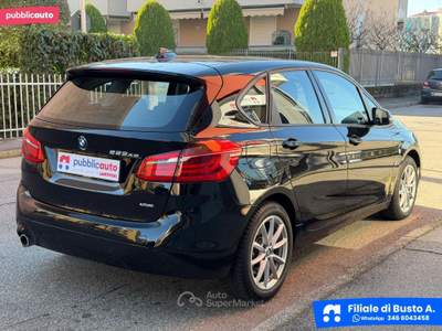 BMW Serie 2 Active Tourer 225xe 225xe Active Tourer iPerf.Advantage aut. Nero usata Busto Arsizio