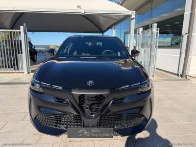 Alfa Romeo Junior Junior 1.2 145 CV Hybrid eDCT6 Speciale Nero usata TORRENOVA