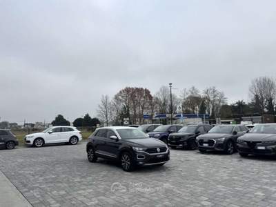 Volkswagen T-Roc 1.5 TSI DSG Style BlueMotion Technology Grigio usata Russi