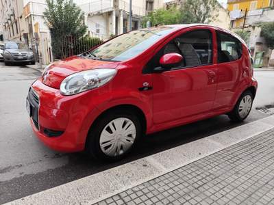 Citroen C1 BENZINA 68CV 5 PORTE Rosso usata CORATO