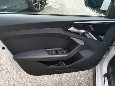 Audi A1 citycarver 30 TFSI 110cv S tronic Identity Contrast Bianco usata Cercola