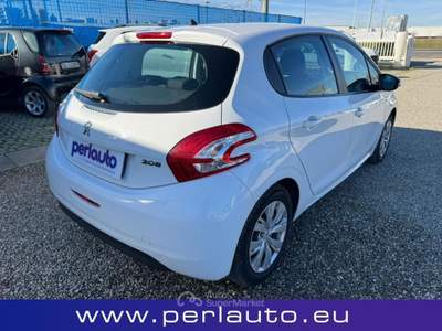 Peugeot 208 1.4 8V HDi 68CV 5p. Active Bianco usata Arezzo