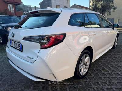 Toyota Corolla Touring 1.8 Hybrid Business(AUTOCARRO N1) Bianco usata Milano