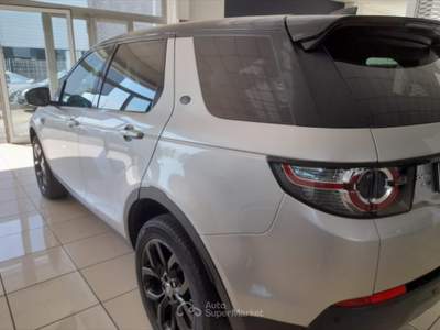 Land Rover Discovery Sport I -  2.0 td4 HSE awd 180cv 7p Grigio usata Novi Ligure