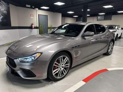 Maserati Ghibli III 2021 2.0 mhev Gransport 330cv auto Grigio usata Desenzano del Garda