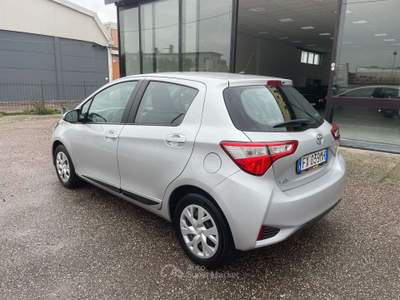 Toyota Yaris Yaris III 5p 1.0 Business Argento usata Ravenna