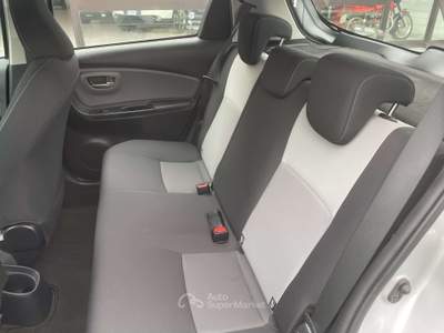 Toyota Yaris Yaris III 5p 1.0 Business Argento usata Ravenna