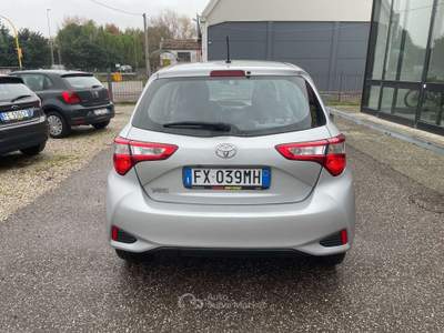Toyota Yaris Yaris III 5p 1.0 Business Argento usata Ravenna