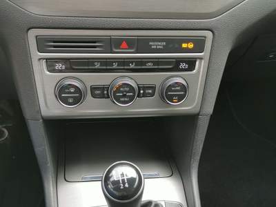 Volkswagen Golf 1.6 tdi  Executive (business) 110cv Blu/Azzurro usata BOLTIERE