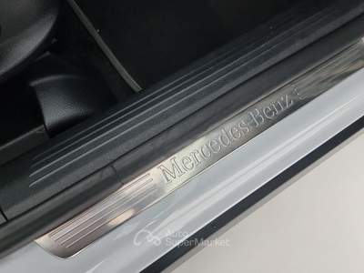 Mercedes-Benz Classe GLB 220 d Automatic 4Matic Sport Bianco usata Reggio nell'Emilia