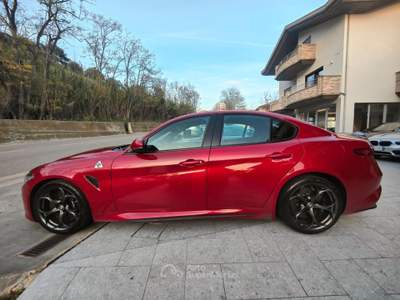 Alfa Romeo Giulia 2.9 V6 Bi-Turbo Quadrifoglio MAN Rosso usata Cappelle sul Tavo