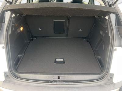 Peugeot 3008 3008 1.5 bluehdi allure s&s 130cv eat8 Bianco usata Rovigo