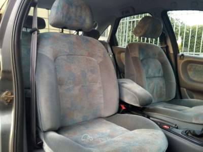 Renault Laguna 1.8i cat RXE  5p 84.900km reali !! ok neopatentati Grigio usata Moncalieri