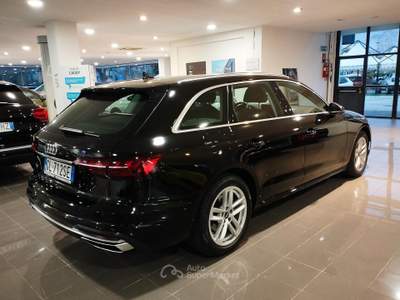 Audi A4 35 2.0 tdi mhev Business Advanced 163cv s-tronic Nero usata Masserano