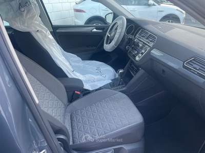 Volkswagen Tiguan SCR DSG Life Grigio usata Roma