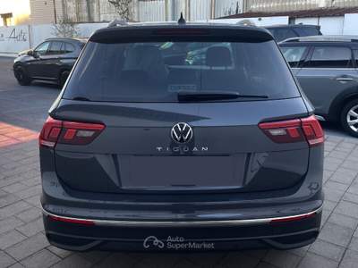 Volkswagen Tiguan SCR DSG Life Grigio usata Roma