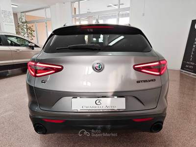 Alfa Romeo Stelvio km certificati Grigio usata Montescaglioso
