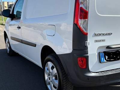 Renault Kangoo ottime condizioni usata Carovigno