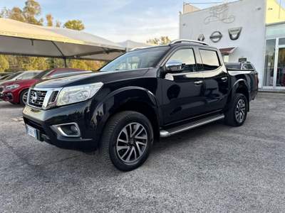 Nissan Navara Navara 2.5 dCi 190CV 4p. DC LE Plus Nero usata Mesagne