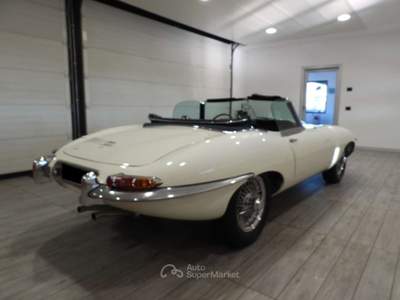 Jaguar E-Type 4.2 ROADSTER - OMOLOGATA ASI E C.R.S. (1968) Bianco usata Grumello del Monte