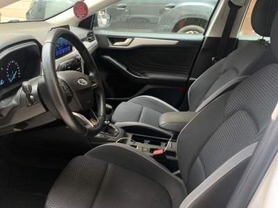 Ford Focus 5p. Business Bianco usata Bari