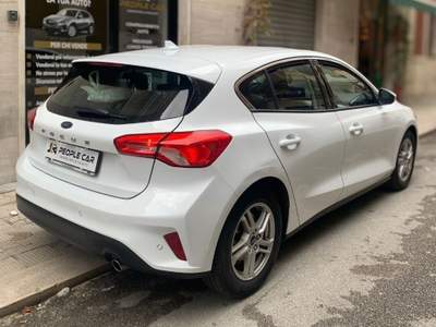 Ford Focus 5p. Business Bianco usata Bari