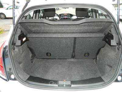 Lancia Ypsilon 1.2 Benz 69CV GOLD E6 - UNIPRO TAGLIANDATA Bianco usata Ciampino