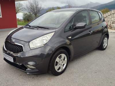 Kia Venga 1.4 CRDi 90CV Cool Grigio usata San Gregorio Magno