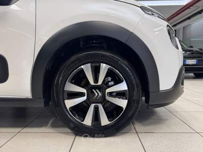 Citroen C3 PureTech 83 S&S Shine+CarPlay+LED-16.500KM Bianco usata Arsago Seprio