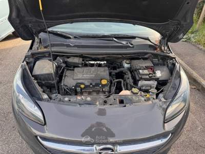 Opel Corsa GPL/Benzina con bombole nuove  Grigio usata Castel del Piano