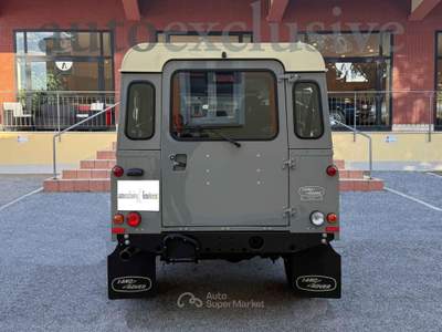 Land Rover Defender Classic Defender Works V8 Islay edition Grigio usata Pistoia