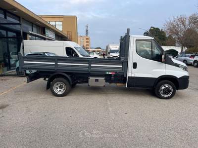 Iveco Daily 35C14 CASSONE RIBALTABILE TRILATERALE. Bianco usata Pesaro