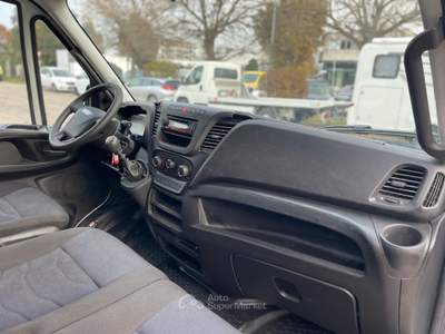 Iveco Daily 35C14 CASSONE RIBALTABILE TRILATERALE. Bianco usata Pesaro