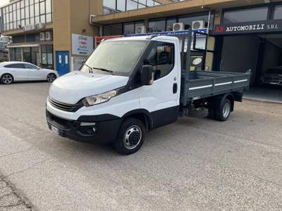 Iveco Daily 35C14 CASSONE RIBALTABILE TRILATERALE. Bianco usata Pesaro