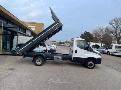 Iveco Daily 35C14 CASSONE RIBALTABILE TRILATERALE. Bianco usata Pesaro