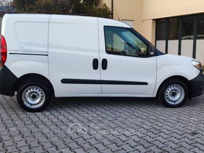 Fiat Doblò Doblò 1.6 MJT 105CV S&S PL-TN 3POSTI  Business Bianco usata Fonte