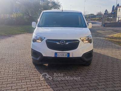 Opel Combo Cargo 1.5 Diesel 130CV S&S PC 650kg Edition Bianco usata Fonte