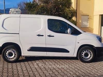 Opel Combo Cargo 1.5 Diesel 130CV S&S PC 650kg Edition Bianco usata Fonte