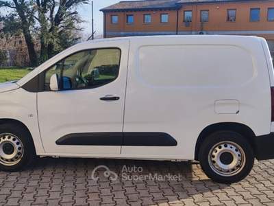 Opel Combo Cargo 1.5 Diesel 130CV S&S PC 650kg Edition Bianco usata Fonte