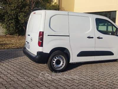 Opel Combo Cargo 1.5 Diesel 130CV S&S PC 650kg Edition Bianco usata Fonte