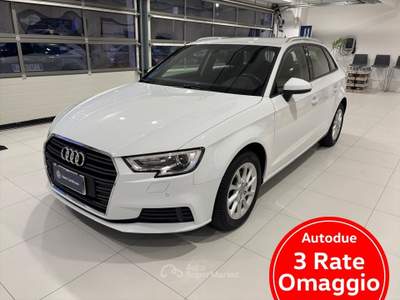 Audi A3  - a3 sportback 30 1.6 tdi 116cv Bianco usata Salerno