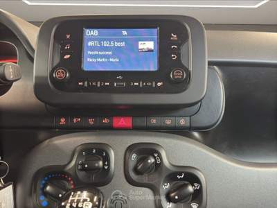 Fiat Panda Panda 1.0 firefly s&s hybrid city life Nero usata Roma