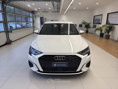 Audi A3  - a3 sportback 30 2.0 tdi business s-tronic Bianco usata Salerno