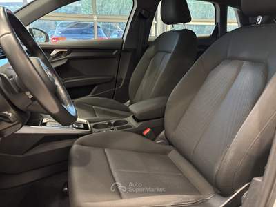 Audi A3  - a3 sportback 30 2.0 tdi business s-tronic Bianco usata Salerno