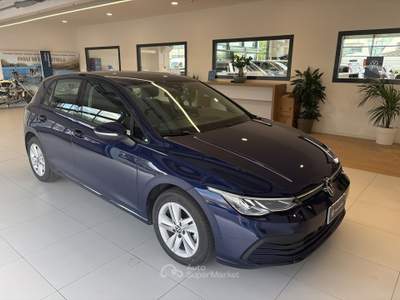 Volkswagen Golf  - golf 2.0 tdi life 115cv dsg Blu/Azzurro usata Salerno