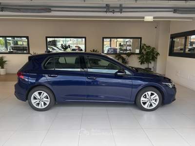 Volkswagen Golf  - golf 2.0 tdi life 115cv dsg Blu/Azzurro usata Salerno