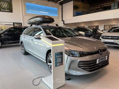 Volkswagen Passat  1.5 tsi ehybrid buiness dsg 204 c my 24 Grigio usata Salerno